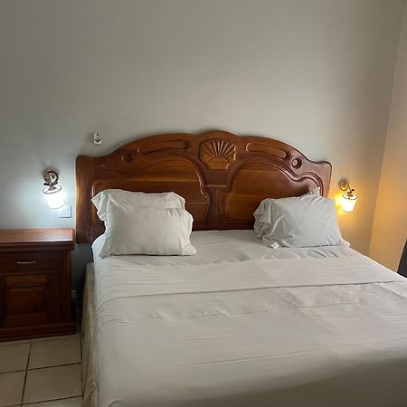 Summer Grove Villa Кололи Экстерьер фото