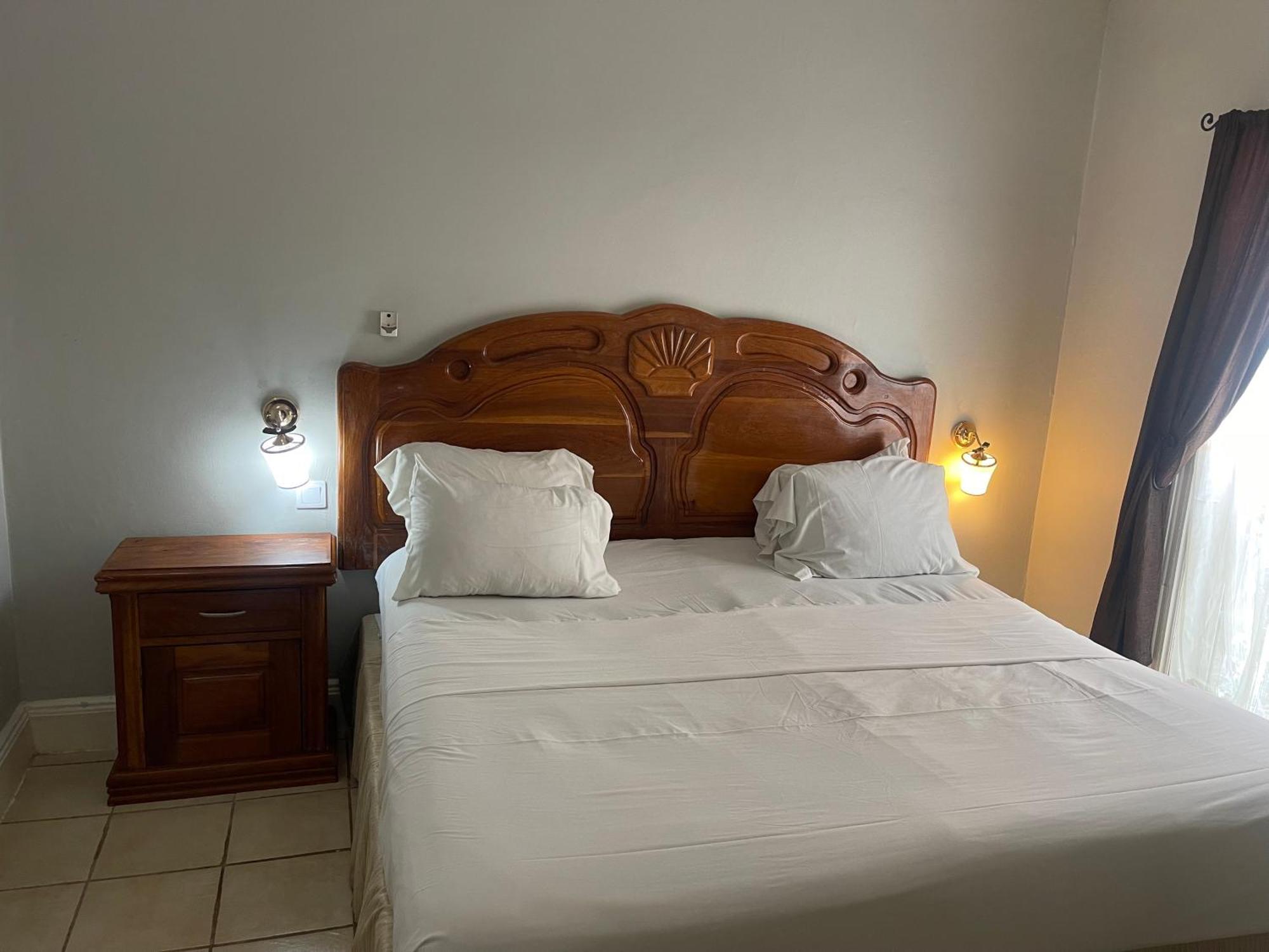 Summer Grove Villa Кололи Экстерьер фото